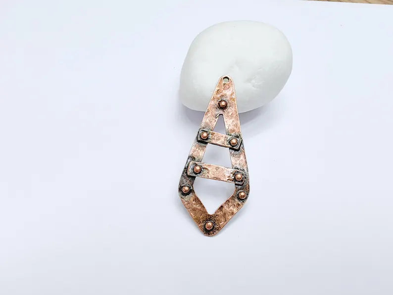 Hammered Dangle Charms, Boho Charms, Earring Charms, Rustic Pendant, Necklace Parts, Antique Copper Plated Zamac 56x23mm G36860