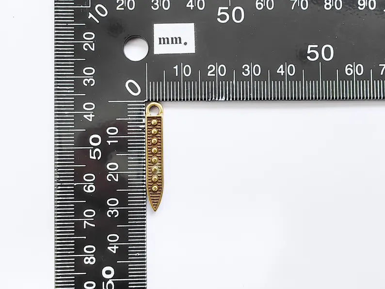 5 Antique Bronze Bar Charm, Earring Charm, Boho Pendant Charm, Dangle Bracelet Charm, Necklace Parts, Antique Bronze Plated 31x5mm G36858