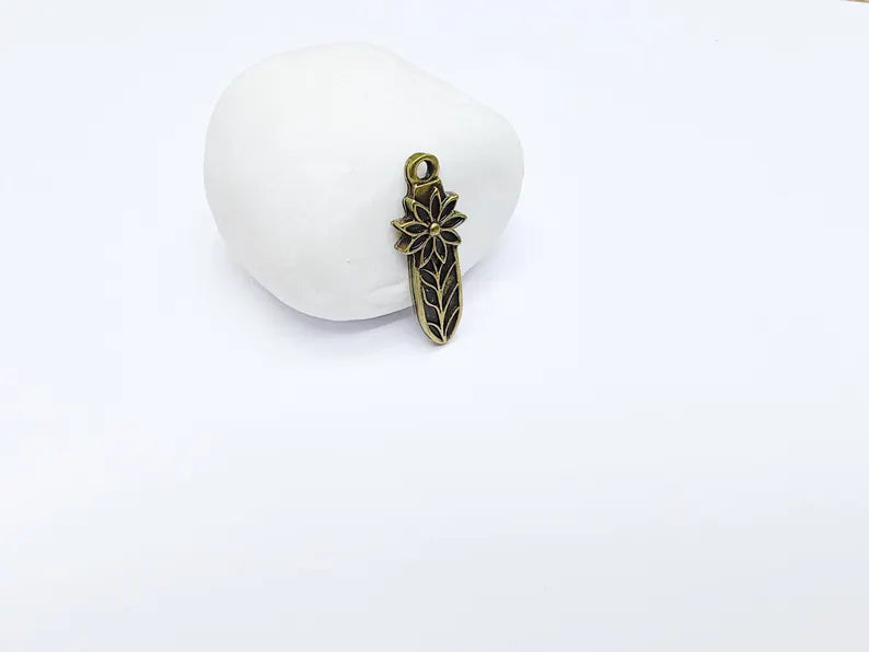 2 Flower Charms, Floral Pendant, Herb Earring Charms, Dangle Pendant, Necklace Part, Antique Bronze Plated 31x11mm G36864