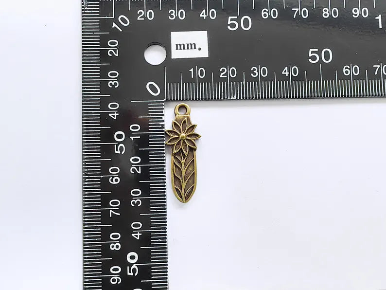 2 Flower Charms, Floral Pendant, Herb Earring Charms, Dangle Pendant, Necklace Part, Antique Bronze Plated 31x11mm G36864