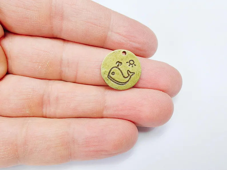4 Whale and Sun Charms, Round Boho Charm, Earring Charm, Dangle Pendant, Necklace Parts, Antique Bronze Plated Metal 17mm G36879