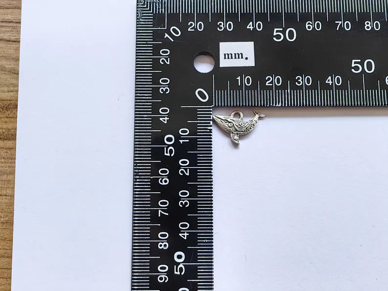 5 Whale Charm, Small Ocean Animal Pendant, Boho Nautical Jewelry Supply, Necklace Bracelet Earring Craft, Antique Silver Plated 18x13mm G36900