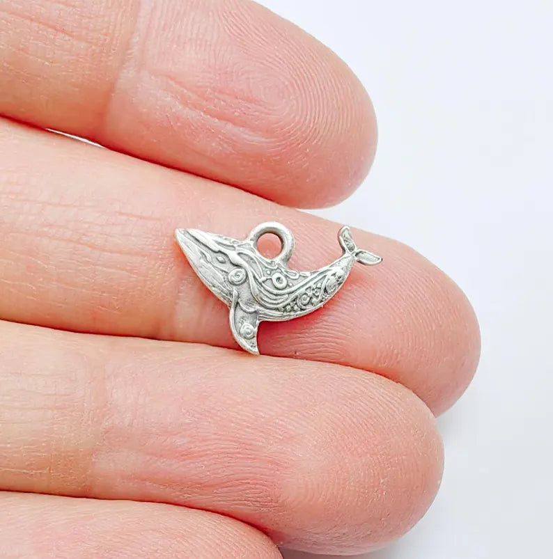5 Whale Charm, Small Ocean Animal Pendant, Boho Nautical Jewelry Supply, Necklace Bracelet Earring Craft, Antique Silver Plated 18x13mm G36900