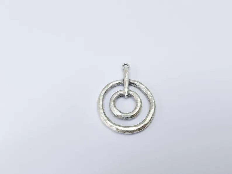 Double Circle Pendant, Geometric Boho Charm, Modern Minimalist Jewelry, DIY Rustic Necklace Craft, Antique Silver Plated 42x30mm G36910