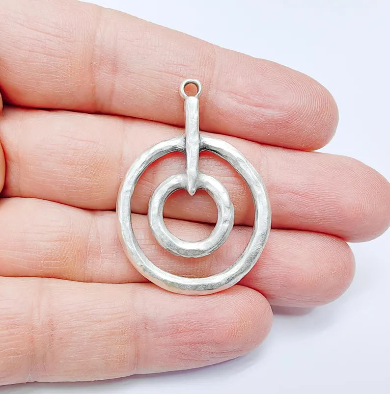 Double Circle Pendant, Geometric Boho Charm, Modern Minimalist Jewelry, DIY Rustic Necklace Craft, Antique Silver Plated 42x30mm G36910