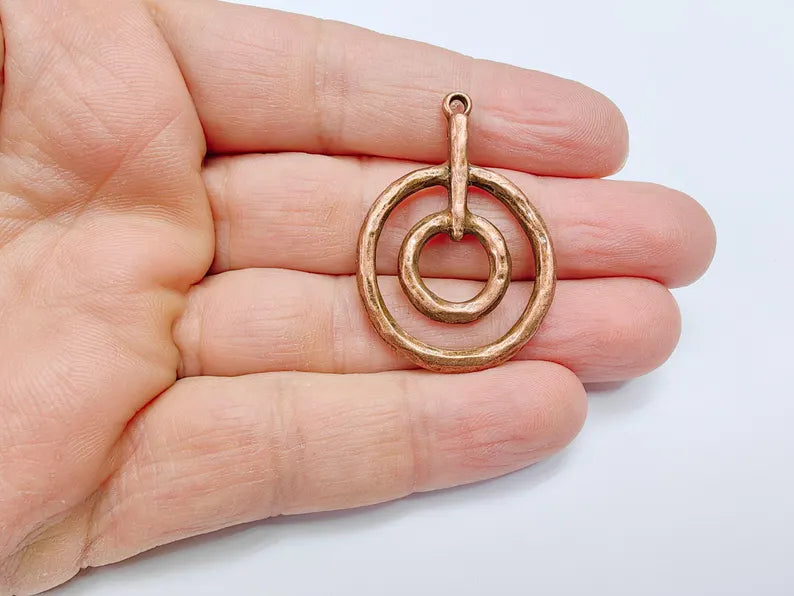 Double Circle Pendant, Geometric Boho Charm, Modern Minimalist Jewelry, DIY Rustic Necklace Craft, Antique Copper Plated 42x30mm G36925