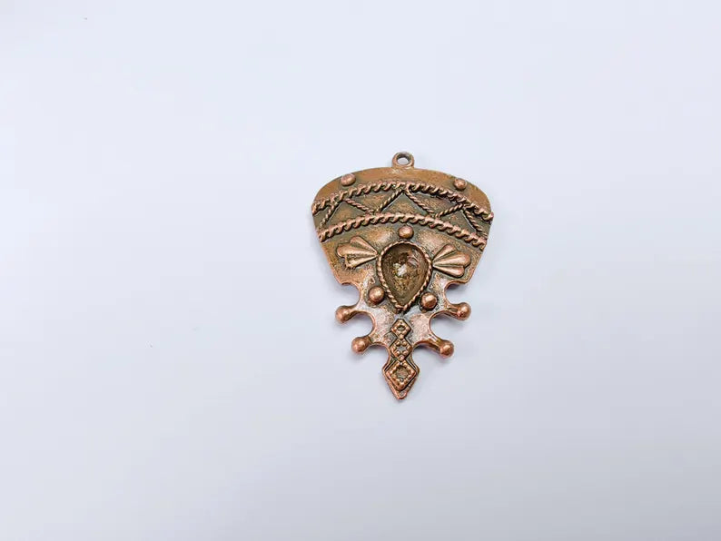 Tribal Pendant, Ethnic Boho Charm, Rustic Statement Necklace, Vintage Bohemian Craft Supply Antique Copper Plated 48x34mm G36927
