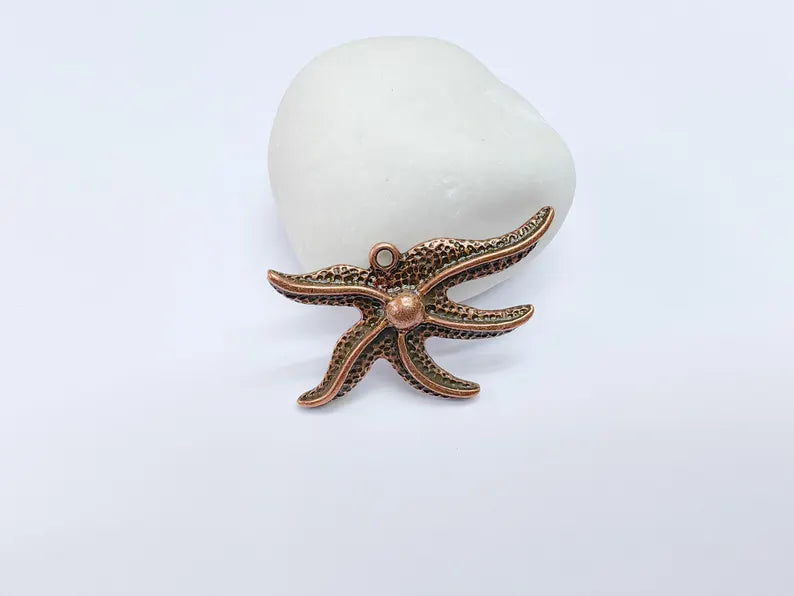 Starfish Pendant, Ocean Beach Charm, Nautical Jewelry Supply, Sea Life Necklace, Coastal Accessory, Antique Copper Plated 43x26mm G36937