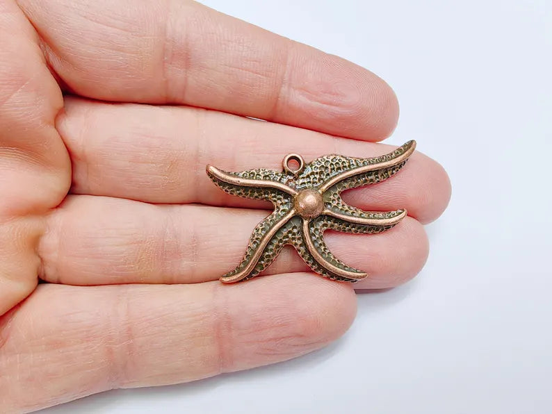 Starfish Pendant, Ocean Beach Charm, Nautical Jewelry Supply, Sea Life Necklace, Coastal Accessory, Antique Copper Plated 43x26mm G36937