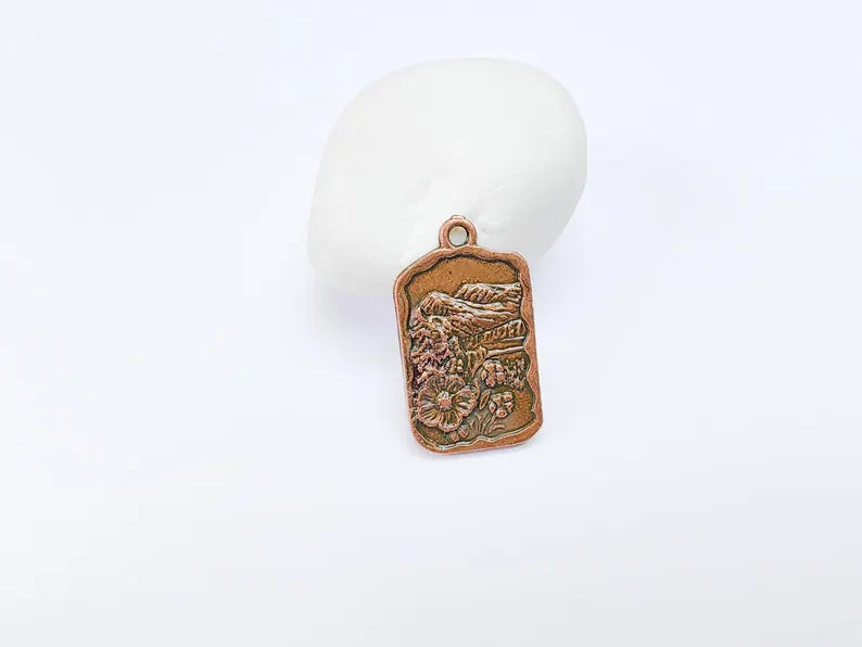 Floral Mountain Charm, Nature Pendant, Hiking Necklace Supply, Outdoor Adventure, Boho Rustic Earring, Antique Copper Plated 34x20mm G36942