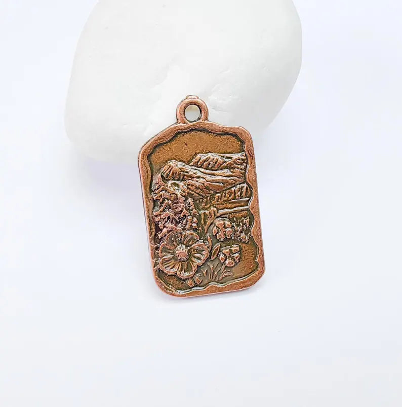 Floral Mountain Charm, Nature Pendant, Hiking Necklace Supply, Outdoor Adventure, Boho Rustic Earring, Antique Copper Plated 34x20mm G36942