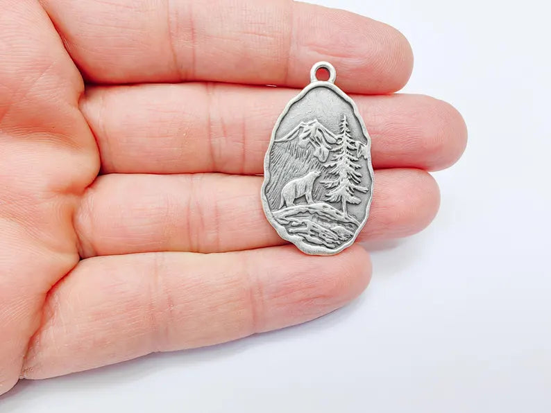 Bear Pendant, Rustic Mountain Charm, Wildlife Jewelry, Nature Pendant, Outdoor Gift, Unisex Necklace, Antique Silver Plated 39x23mm G36948