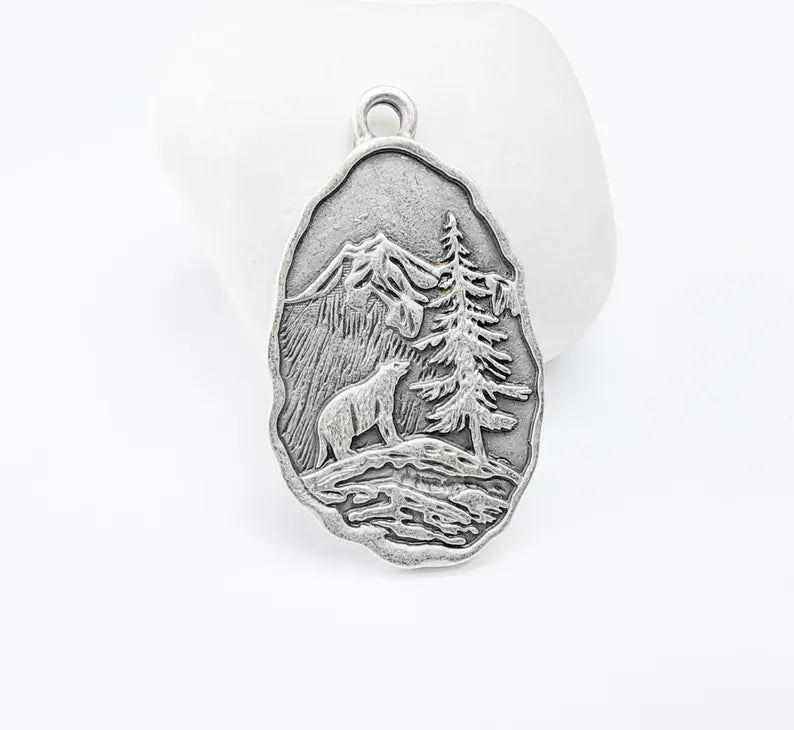 Bear Pendant, Rustic Mountain Charm, Wildlife Jewelry, Nature Pendant, Outdoor Gift, Unisex Necklace, Antique Silver Plated 39x23mm G36948