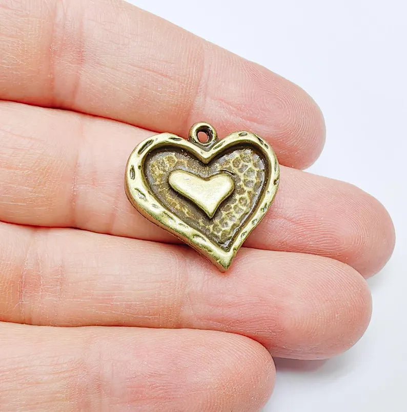 Double Heart Charm, Heart Pendant, Romantic Boho Jewelry Supply, DIY Necklace Bracelet Craft, Love Symbol, Antique Bronze Plated 23mm G36917