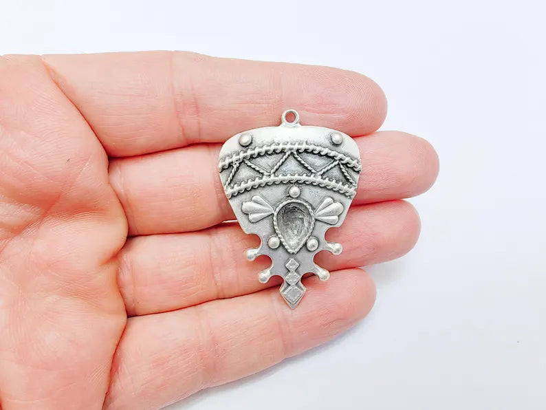 Tribal Pendant, Ethnic Boho Charm, Rustic Statement Necklace, Vintage Bohemian Craft Supply Antique Silver Plated 48x34mm G36954