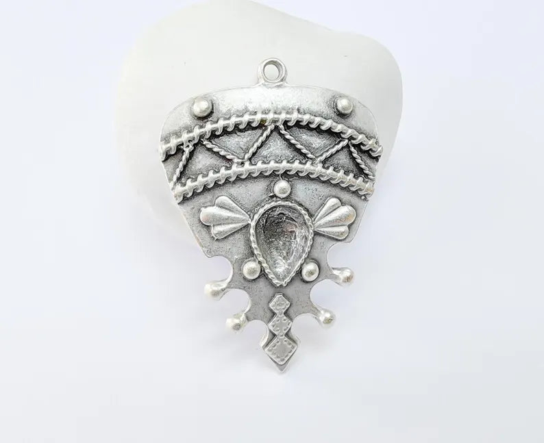Tribal Pendant, Ethnic Boho Charm, Rustic Statement Necklace, Vintage Bohemian Craft Supply Antique Silver Plated 48x34mm G36954