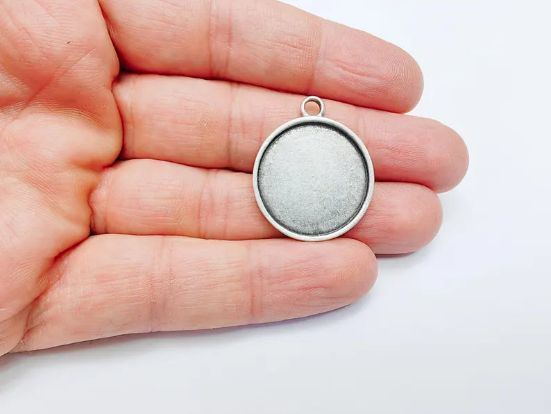 Round Bezel Pendant, Cabochon Setting, DIY Resin Frame, Blank Tray Base, Jewelry Making Supplies, Antique Silver Plated (24mm) G36955