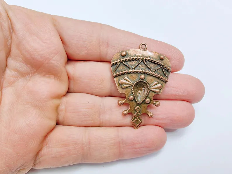 Tribal Pendant, Ethnic Boho Charm, Rustic Statement Necklace, Vintage Bohemian Craft Supply Antique Copper Plated 48x34mm G36927