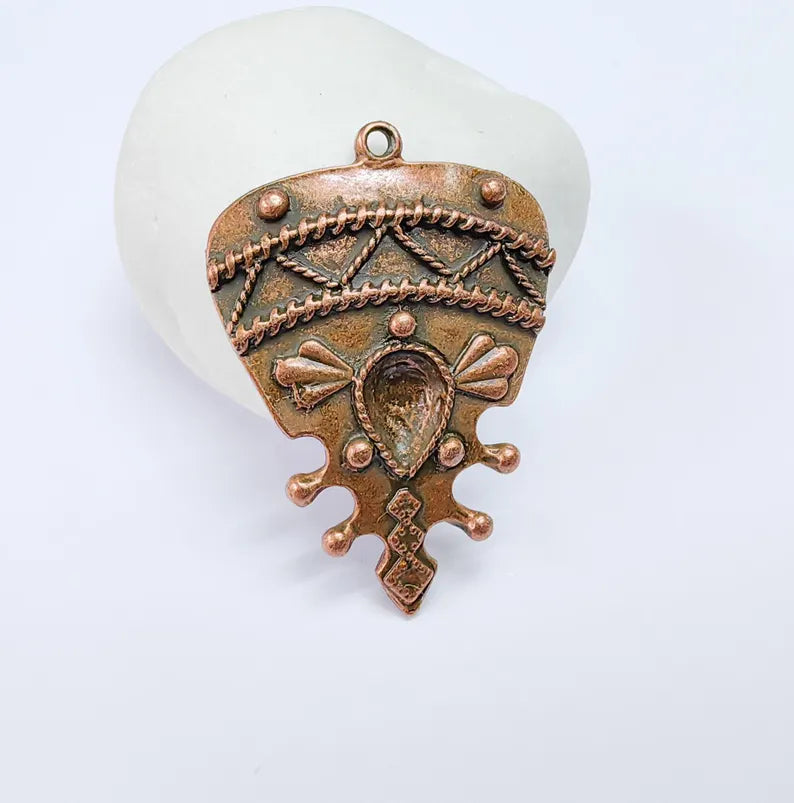 Tribal Pendant, Ethnic Boho Charm, Rustic Statement Necklace, Vintage Bohemian Craft Supply Antique Copper Plated 48x34mm G36927