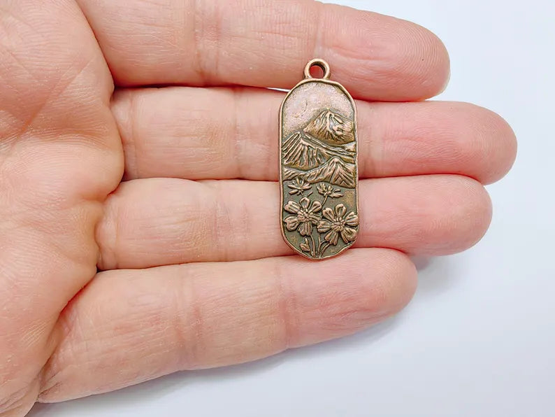 Floral Mountain Charm, Nature Pendant, Hiking Necklace Supply, Outdoor Adventure, Boho Rustic Earring, Antique Copper Plated 39x15mm G36932