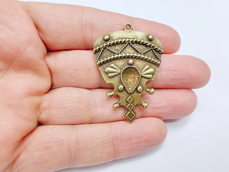 Tribal Pendant, Ethnic Boho Charm, Rustic Statement Necklace, Vintage Bohemian Craft Supply Antique Bronze Plated 48x34mm G36938