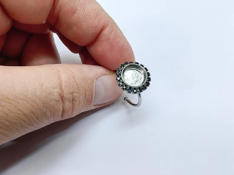 Ring Blank with Black Crystals, Ring Bezel Setting Cabochon Resin Mounting Shiny Silver Base Rhodium Plated Brass Adjustable (10mm) G36961