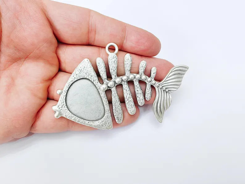 Fish Skeleton Pendant, Fishbone Pendant, Large Nautical Charm, Ocean Themed Statement Pendant, Antique Silver Plated 91x54mm G36999
