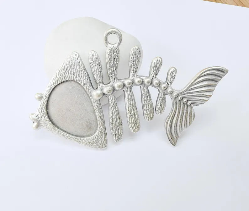 Fish Skeleton Pendant, Fishbone Pendant, Large Nautical Charm, Ocean Themed Statement Pendant, Antique Silver Plated 91x54mm G36999