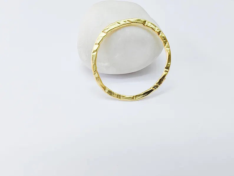 Textured Circle Connector, Hammered Round Hoop for DIY Jewelry, Boho Bracelet and Necklace Component, Circle Findings 40mm G37000