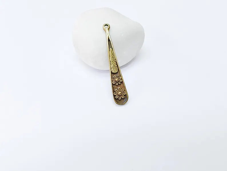 2 Flower Charms, Earring Charms, Bohemian Necklace Parts, Floral Charm for Nature Inspired Jewelry, Antique BronzePlated Zamac 51x9mm G37001