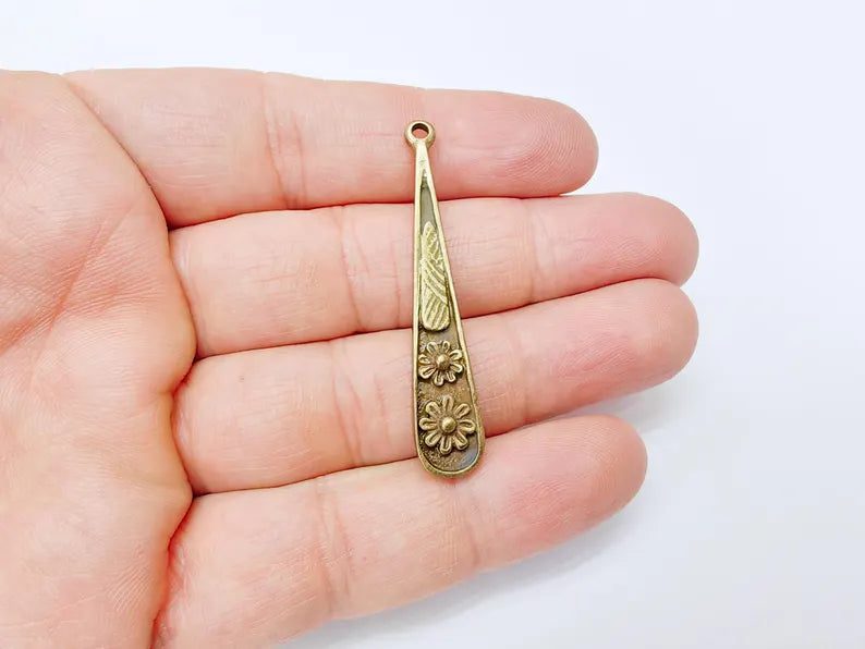 2 Flower Charms, Earring Charms, Bohemian Necklace Parts, Floral Charm for Nature Inspired Jewelry, Antique BronzePlated Zamac 51x9mm G37001