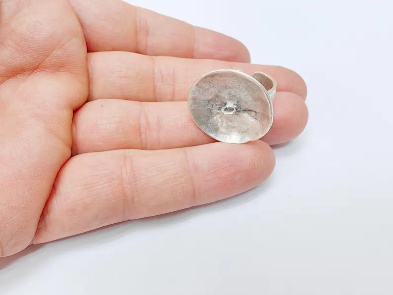 Ring Base, Round Bezel Ring Setting, Blank Ring for Jewelry Making, Jewelry Findings Supply Adjustable Antique Silver Plated Brass G37002