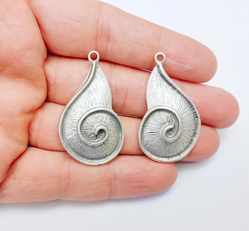 Boho Dangle Charm, Right and Left Spiral Pendant, Nautical Charm, Beach Earring, Rustic Nature Craft, Antique Silver Plated 43x24mm G36953