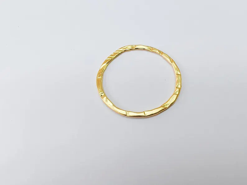 Textured Circle Connector, Hammered Round Hoop for DIY Jewelry, Boho Bracelet and Necklace Component, Circle Findings 40mm G37000