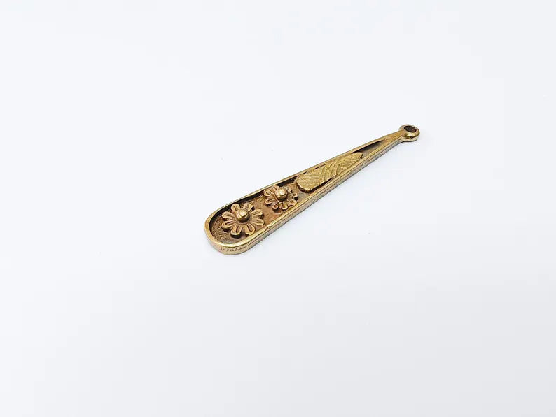 2 Flower Charms, Earring Charms, Bohemian Necklace Parts, Floral Charm for Nature Inspired Jewelry, Antique BronzePlated Zamac 51x9mm G37001