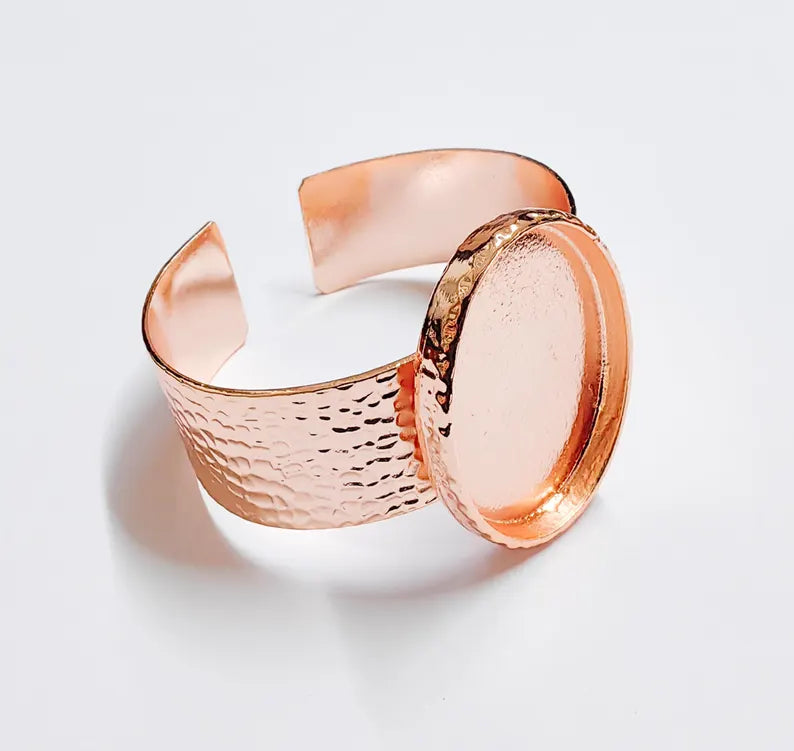 Rose Gold Bracelet blank Resin cuff Dry flower inlay blank Cuff bezel cabochon base Hammered adjustable Rose gold plated (40x30mm ) G37020