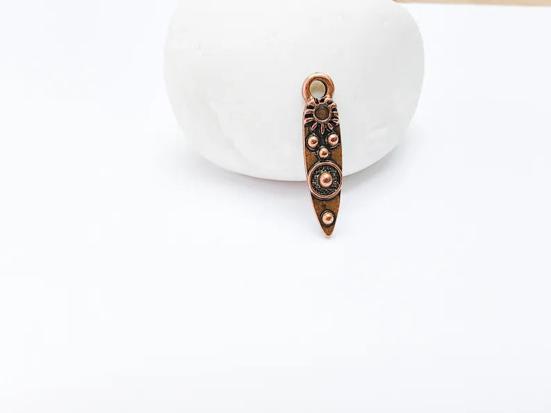 4 Boho Charm, Vintage Style Charms, Earring Charms, Minimalist Dangle Pendant, Necklace Parts, Antique Copper Plated 24x5mm G37029