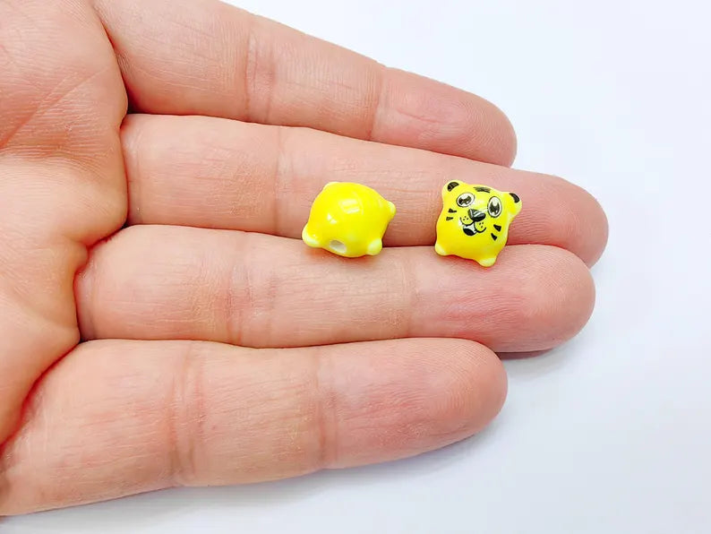 Porcelain Tiger Beads, Yellow Ceramic Animal Beads, Cute Cartoon Face, Round Hole, DIY Jewelry Making, Kids Craft Supplies, 11x11mm G37034