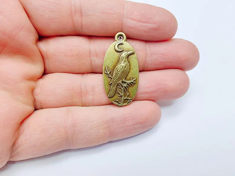 Raven Charm Charm, Gothic Boho Pendant, Bird and Moon Earring Charm, Oval Celestial Mystical Necklace, Antique Bronze Plated 35x17mm G37060