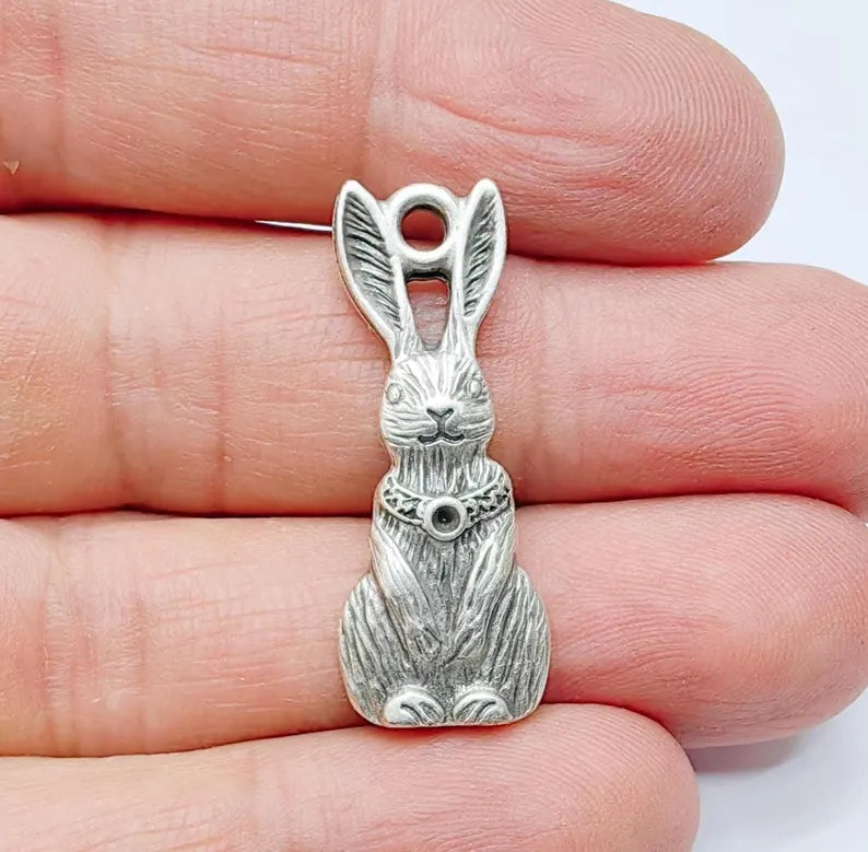 2 Rabbit Charm, Woodland Bunny Pendant, Earring Charms, Animal Jewelry Findings, Boho DIY Charm, Antique Silver Plated Zamac 33x13mm G37017