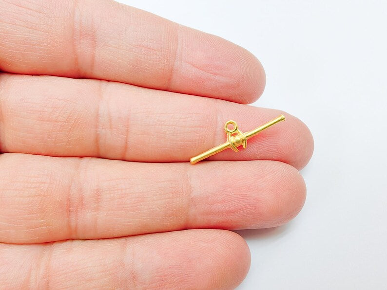 4 Gold Plated Bar Charm, Zamak Stick Pendant, Horizontal Bar with Loop, Minimalist Jewelry Connector, Necklace or Earring Making 24x2mm G37027