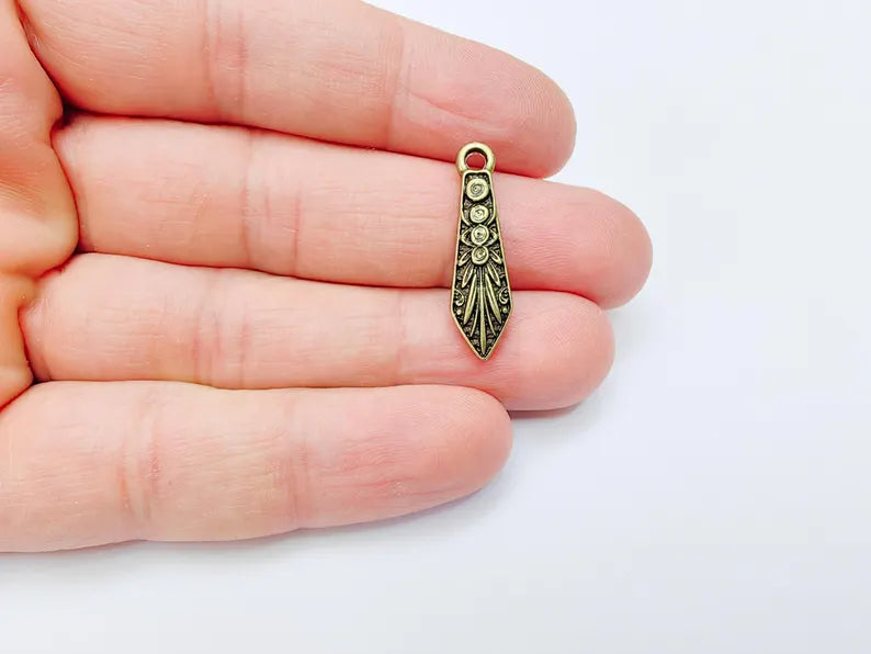 4 Bronze Dangle Boho Charm, Earring Charms, Vintage Style Charms, Dangle Bracelet Charms, Necklace Parts, Antique Bronze Plated 28x7mm G37086