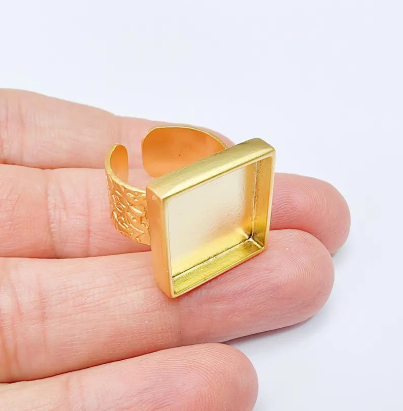 Square Ring Blank Settings, Cabochon Mounting, Adjustable Gold Plated Resin Ring Base, Inlay Ring, Mosaic Epoxy Bezel Ring (16x16mm) G37091