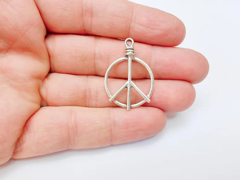2 Peace Symbol Pendant Charm, Boho Hippie Jewelry Supply, Spiritual Retro 60s Style Necklace Component, Antique Silver Plated 34x24mm G37102