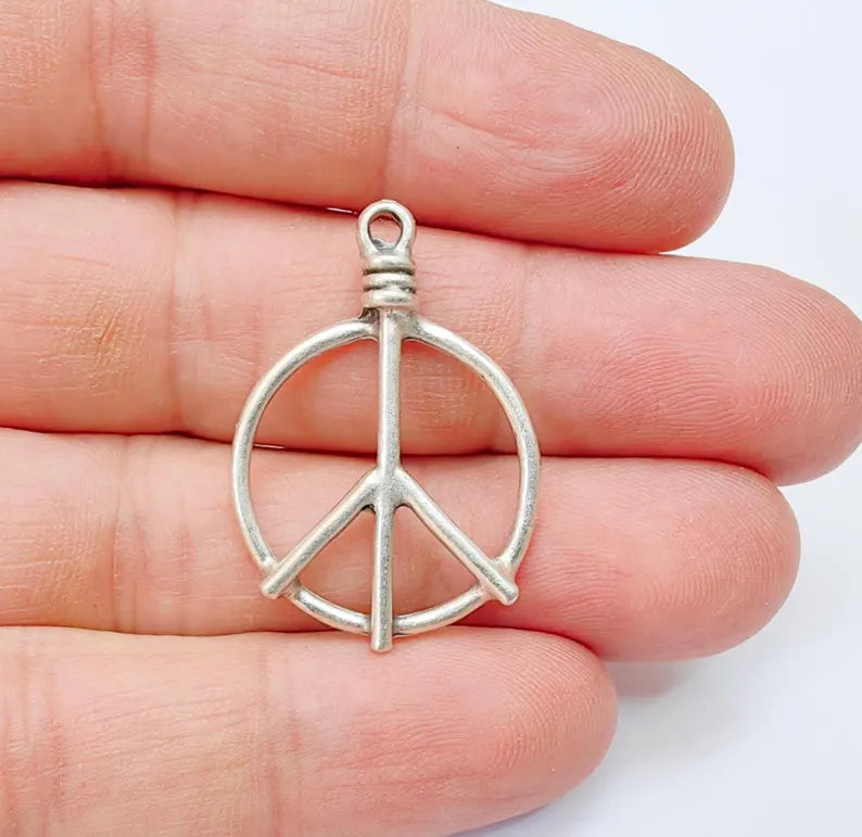 2 Peace Symbol Pendant Charm, Boho Hippie Jewelry Supply, Spiritual Retro 60s Style Necklace Component, Antique Silver Plated 34x24mm G37102