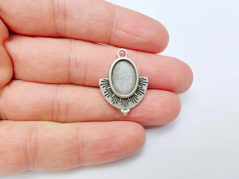 Silver Charms Blank Resin Bezel Mounting Cabochon Base Setting Antique Silver Plated Charms (14x10mm Blank) G37045