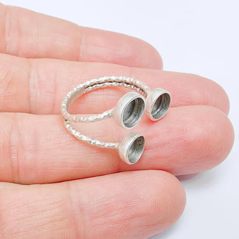 Triple Bezel Adjustable Ring Base, Raw Brass Ring Setting, DIY Jewelry, Blank Cabochon Ring Tray, Antique Silver Plated Brass 6mm G37115