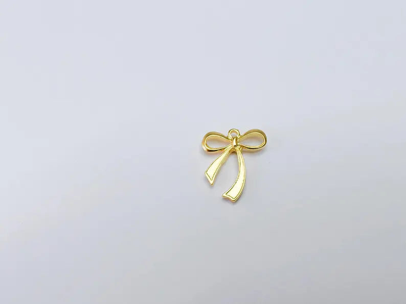 Bow Charm, Bow Tie Pendant, Ribbon Charms, Earring Charms, Dangle Pendant, Gold Plated 21x18mm G37057