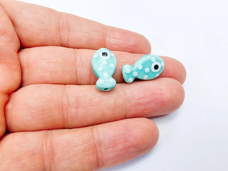 4 Porcelain Fish Beads, Turquoise Blue with White Dots, Ceramic Animal Beads, Flat Back, Cute Fish Charms, Jewelry Supplies 19x10mm G37062