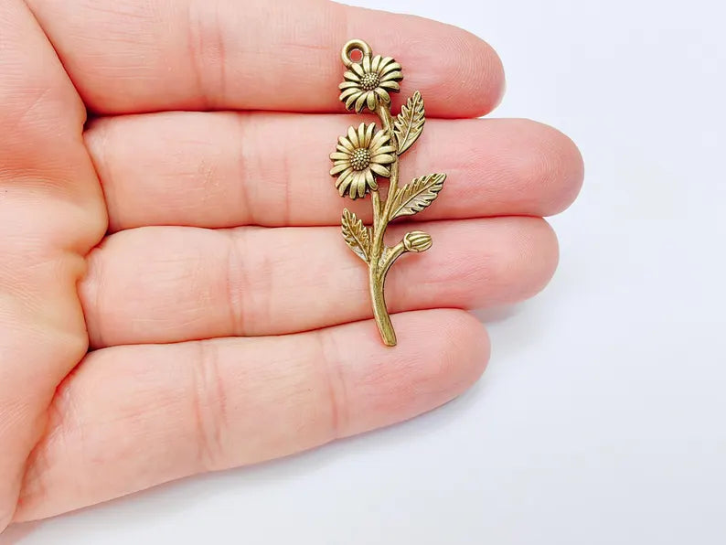 Flower Branch Pendant, Botanical Charm, Daisy Floral Necklace Supply, Nature Inspired Jewelry Making, Antique Bronze Plated 46x17mm G37150